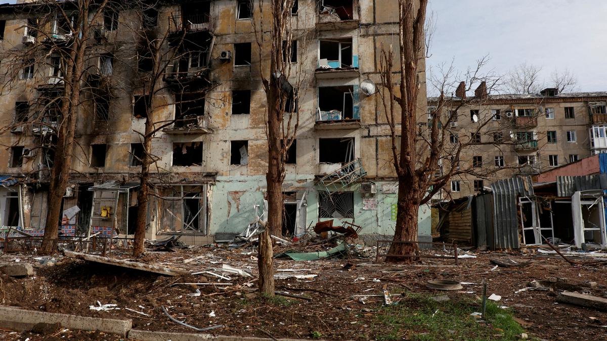 Ukraine troops withdraw from frontline city Avdiivka