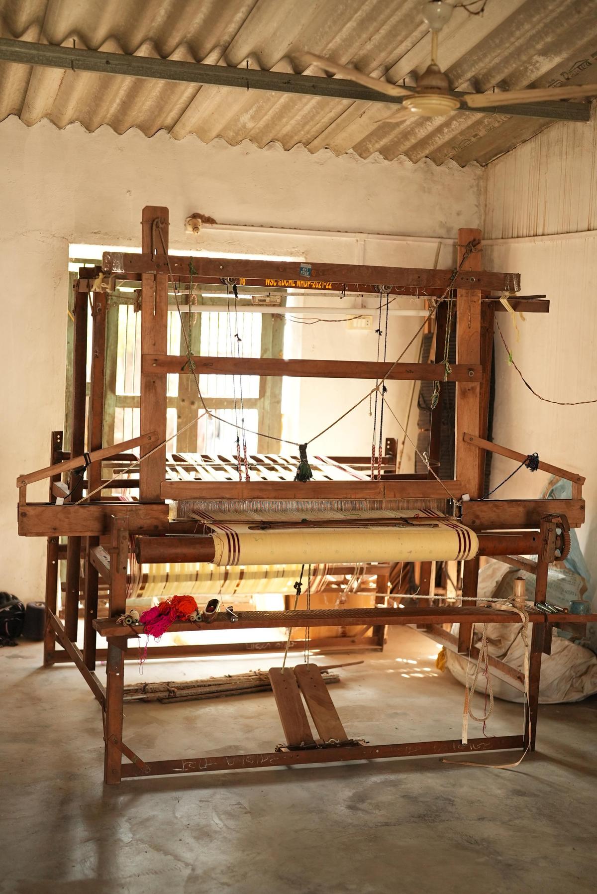 A loom in the village of Vastadi