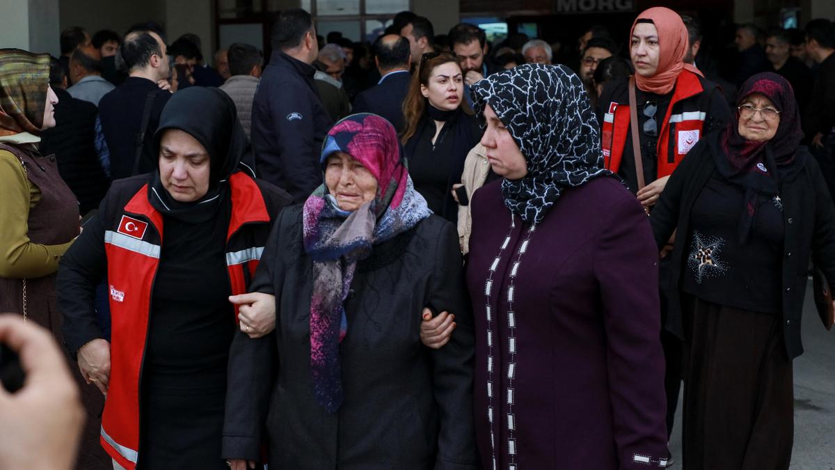 Turkiye to hold funerals for school shooting victims