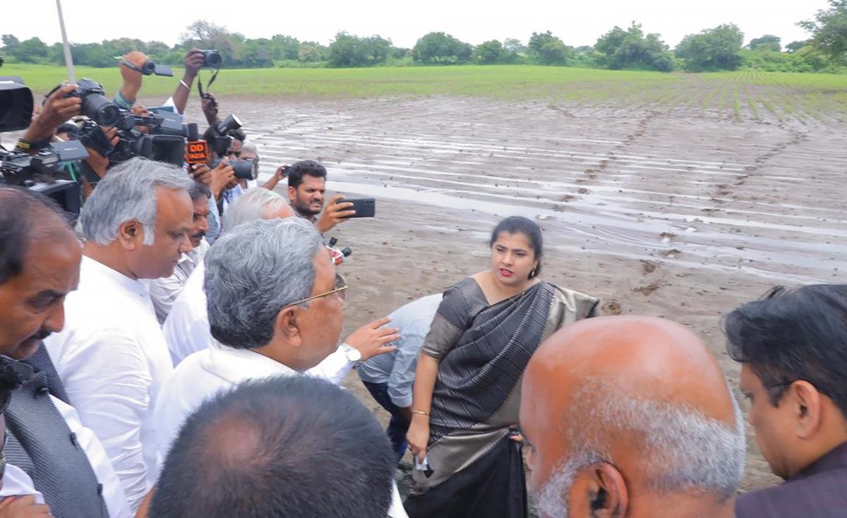 Karnataka CM visits rain-affected areas in Kalaburagi, interacts with distressed  farmers - The Hindu