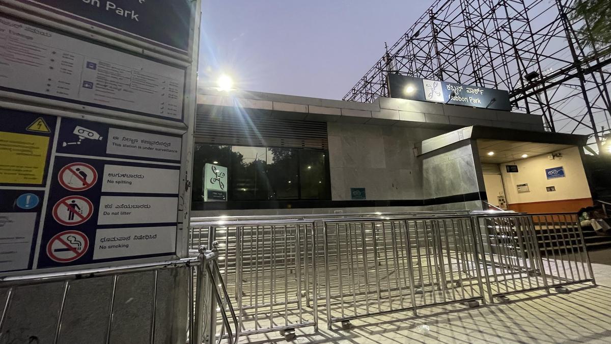Cubbon Park metro station in Bengaluru shut due to power failure