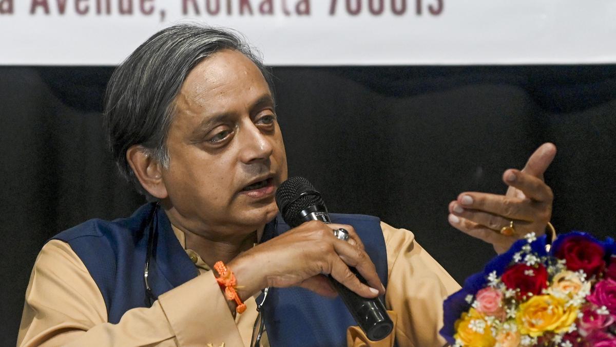 Tharoor stays silent on CPI(M) leanings but vows direct talks with Congress leaders