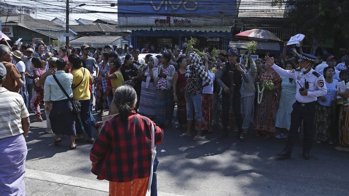 Myanmar's military government pardons nearly 10,000 prisoners to mark Independence Day