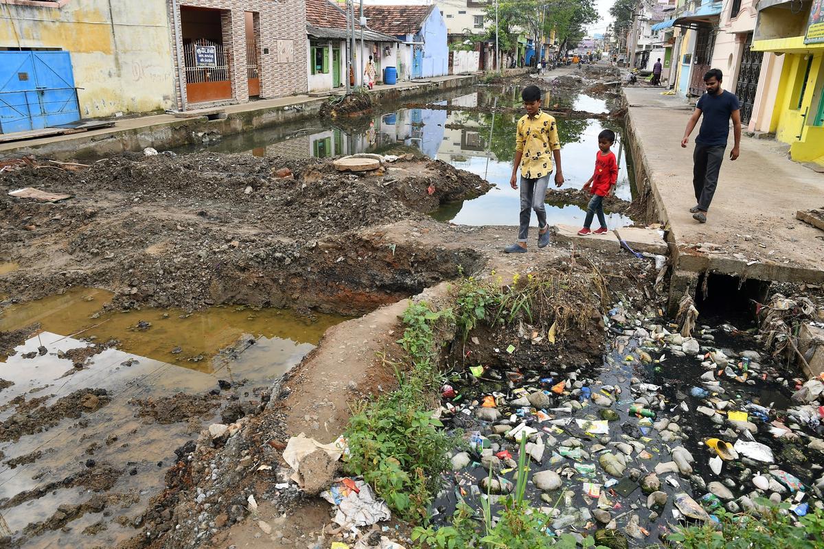 Smart road for residents in Salem remains a dream as work continues for eight months