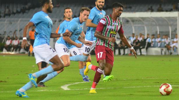 Mumbai City holds ATK Mohun Bagan