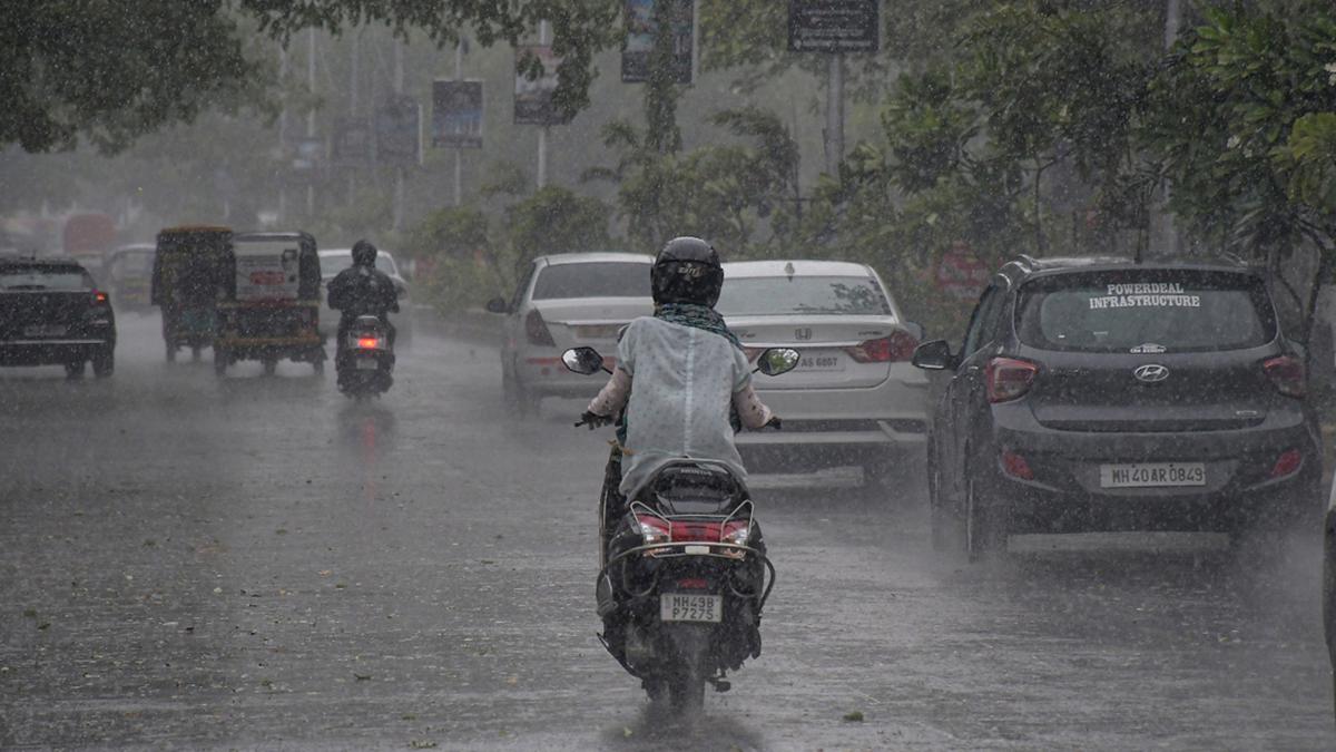 IMD predicts heavy rainfall in Mumbai for next 4-5 days; yellow alert issued