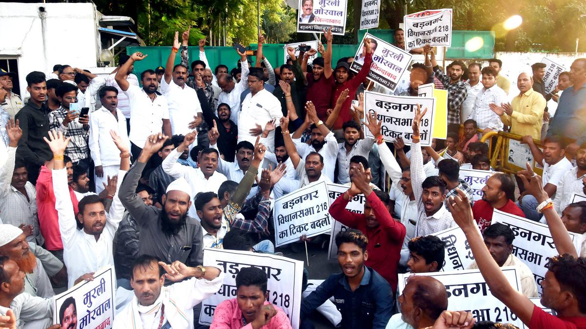 Support for disgruntled BJP, Congress leaders spurs protests across Madhya Pradesh