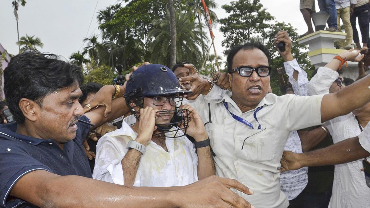 'Ugly face of BJP's politics of revenge': Opposition leaders condemn attack on TMC's Abhishek