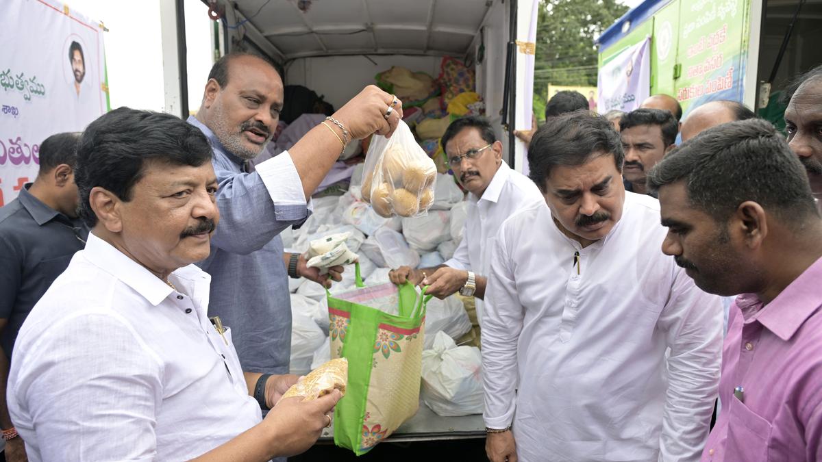 Distribution of essential commodities begins in flood-affected areas in Vijayawada