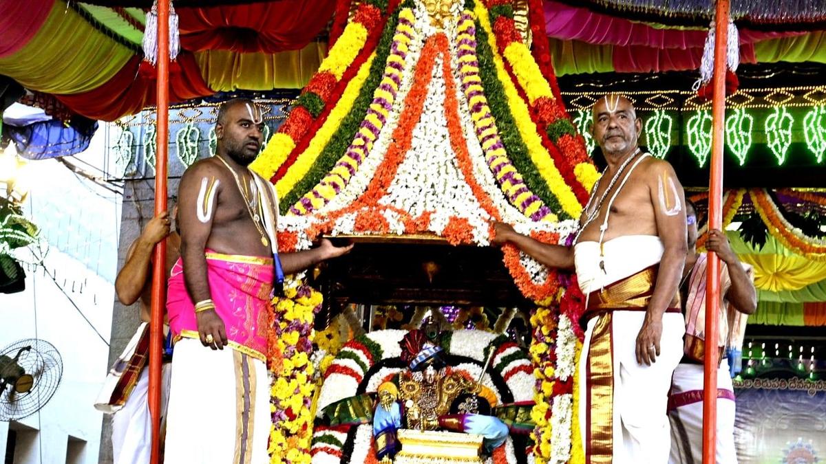 Goddess rides Sarvabhoopala Vahanam and Swarna Ratham on sixth day of Brahmotsavam in Tiruchanur