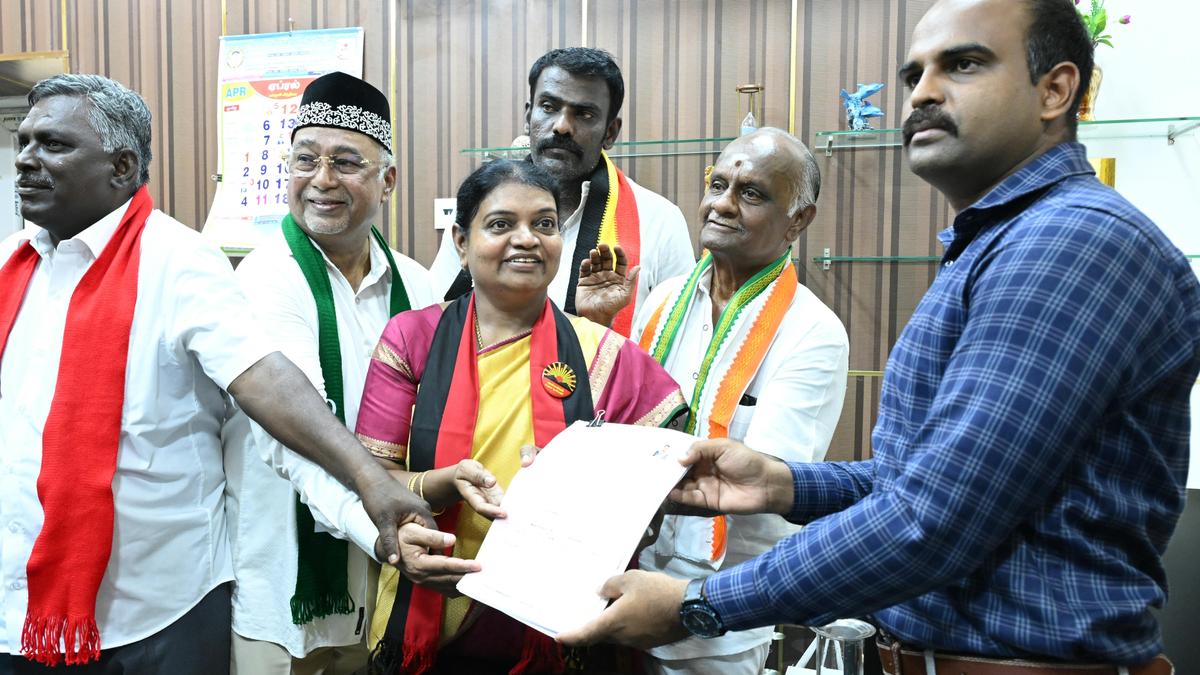 Over 300 candidates file nominations in Kanniyakumari and Thoothukudi districts