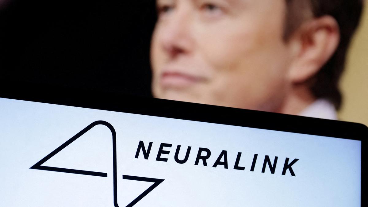 Elon Musk's Neuralink says second trial implant went well, no thread retraction issue 