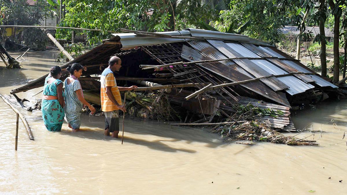 Assam Floods As Situation Remains Grim Amit Shah Assures Centres Help To Himanta The Hindu 