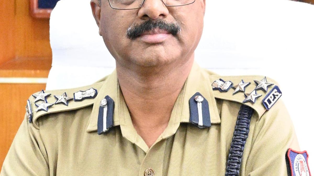 Moorthy takes charge as Commissioner of Police of Tirunelveli City