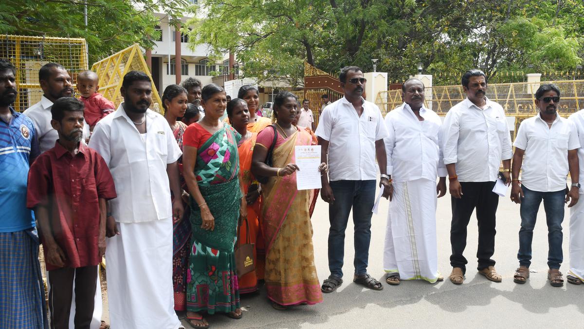 Palmyra climbers allege harassment by police in Thoothukudi