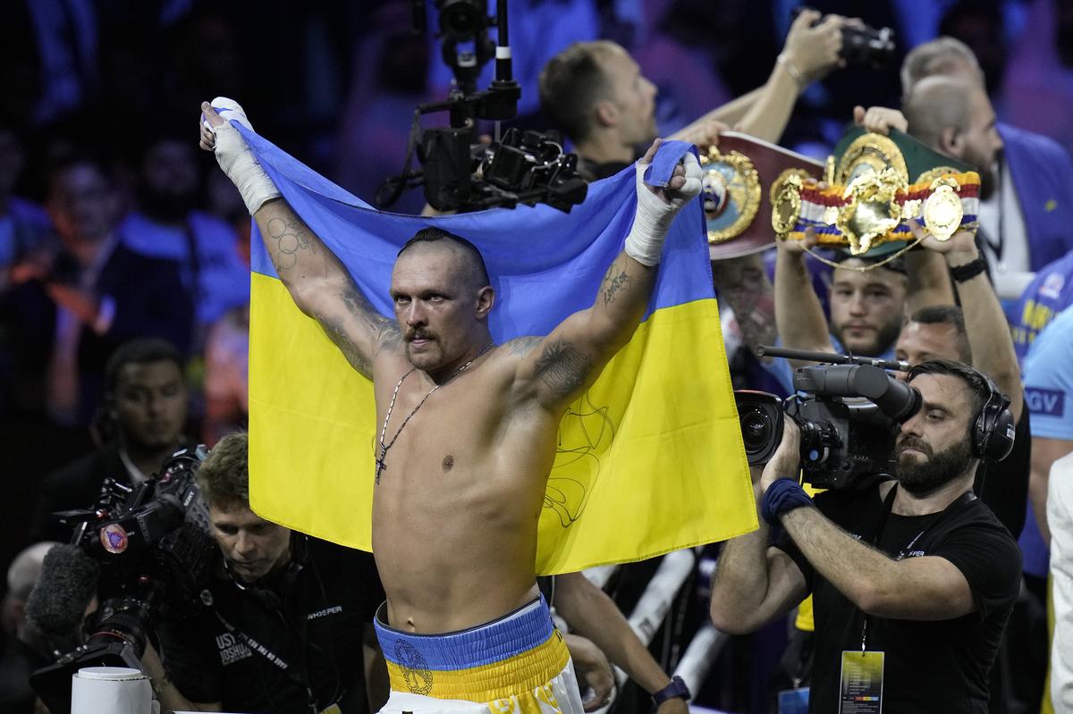 Usyk will no longer be undisputed world heavyweight champion after ...