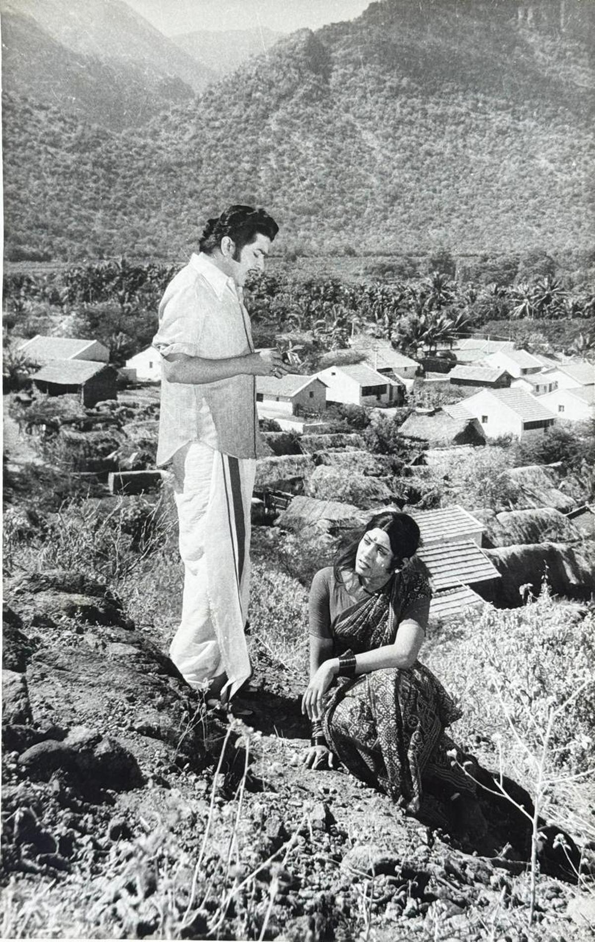 A still from Annakili A still from Annakili