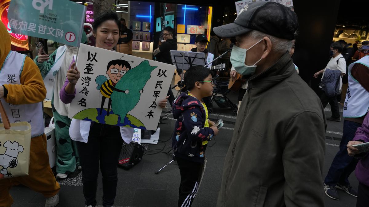 Taiwan voters face flood of pro-China disinformation