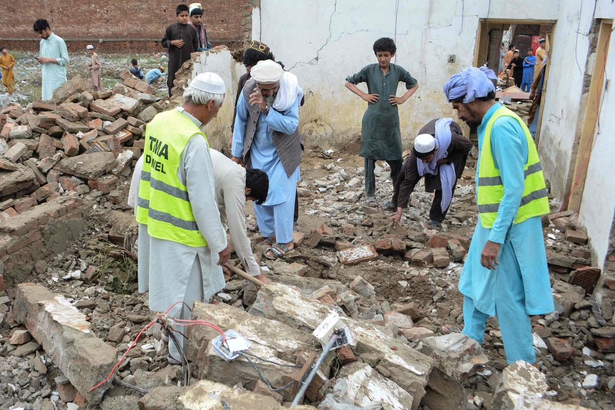 Mortar Shell Kills Six, Injures 13 in Pakistan’s Khyber Pakhtunkhwa