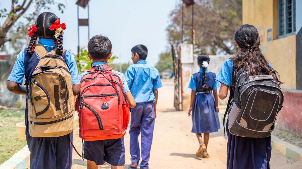 Chamarajanagar Deputy Commissioner says no blazers, ties, or heavy uniforms for students amid heatwave