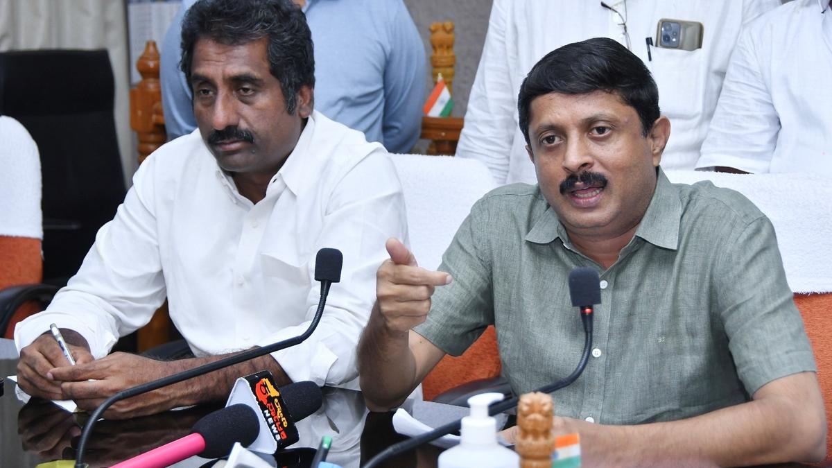 Govt. decides to set up 188 new Indira canteens in State