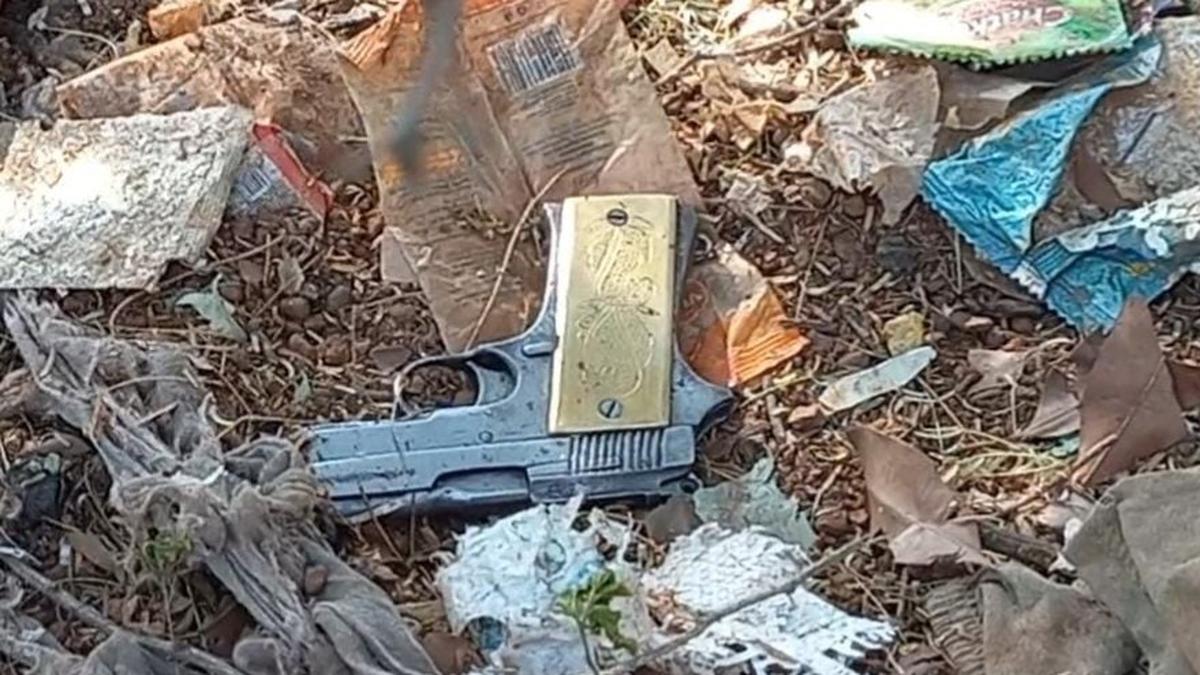 Man opens fire with pistol in Karaikudi