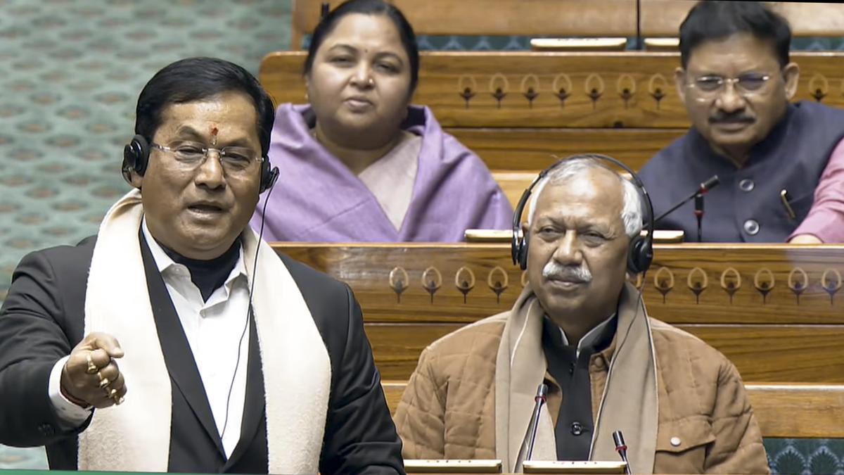 Sarbananda Sonowal targets Congress for alleged corruption, scams