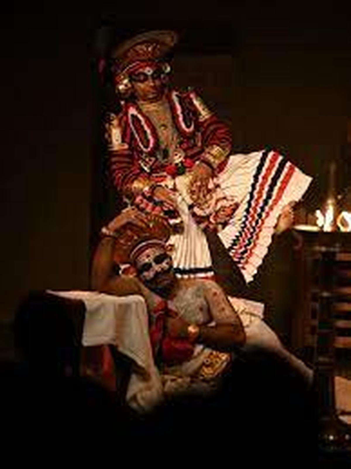 Uma cena poderosa de Mrcchakatikam 