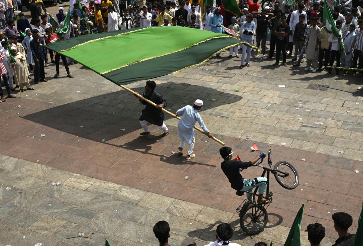 Milad-un-Nabi celebrations at Charminar in Hyderabad on Thursday (September 19, 2024).