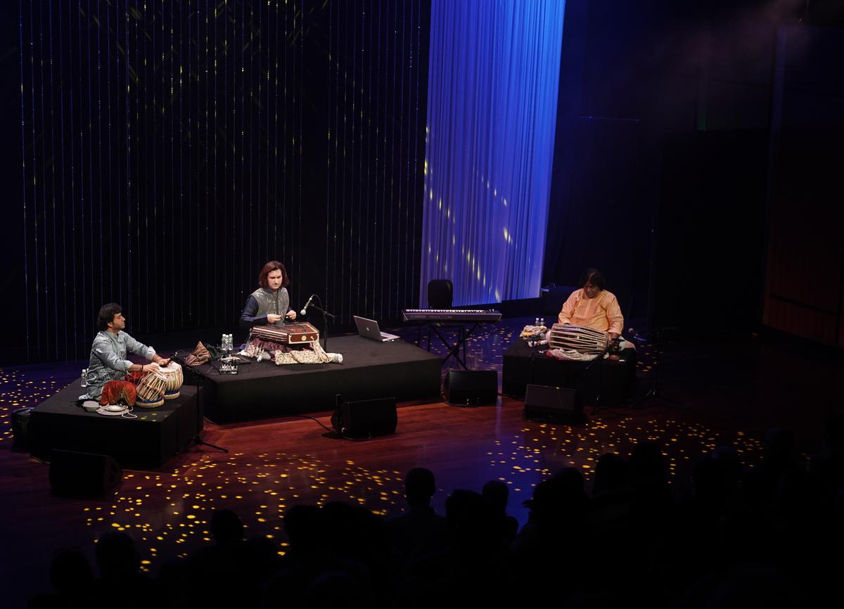 Rahul Sharma performing the santoor with Pt. Bhawani Shankar on the pakhawaj, Aditya Kalyanpurkar on the tabla and Avinash Chadrachud on the keyboard.