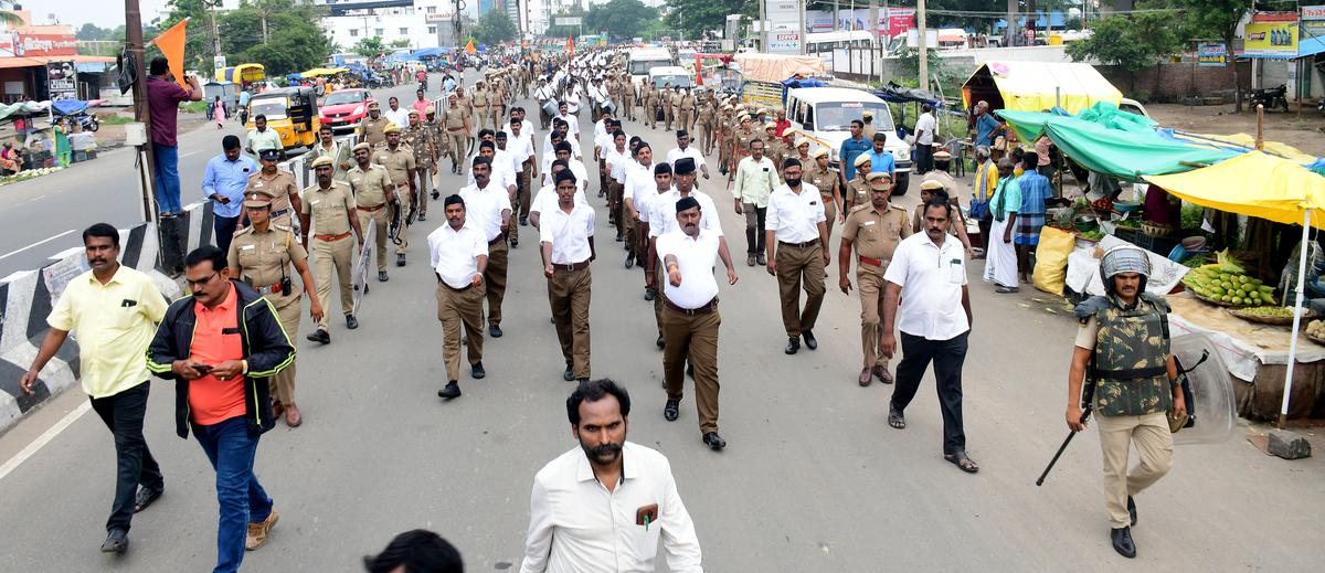 RSS march in Perambalur passes off peacefully under heavy police security