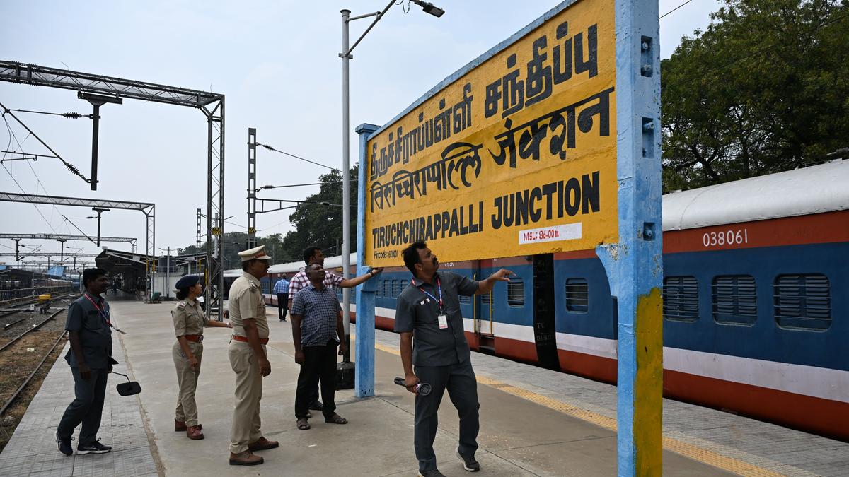 RPF asked to remain vigilant in view of incidents of defacement of railway station nameboards