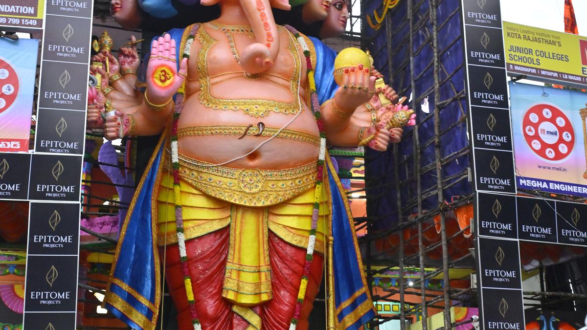 SHE Teams nabs 285 for misbehaving with women at Khairatabad Bada Ganesh