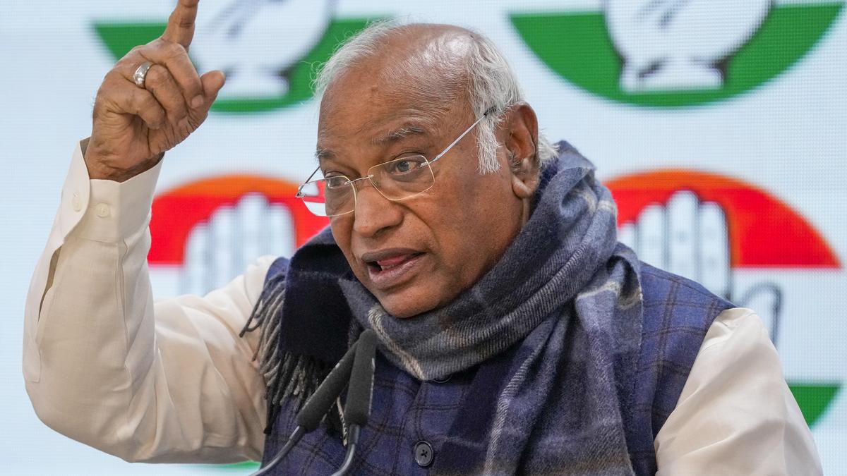 Modi Govt’s ‘calibrated erosion’ of Election Commission’s integrity: Kharge on election rule