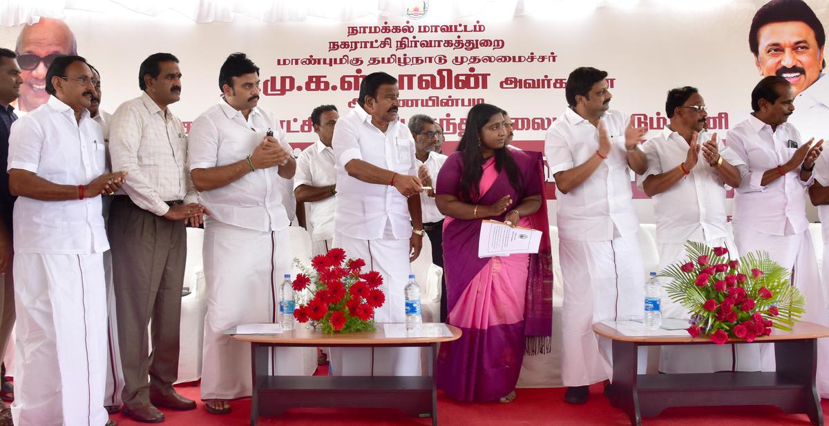 Minister lays foundation stone for new bus stand in Namakkal