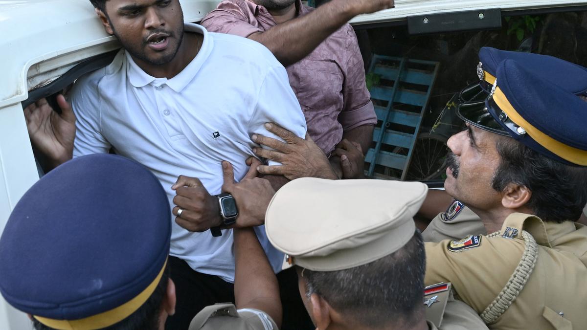 Clash erupts during ABVP-Yuva Morcha protest against Minister Sivankutty