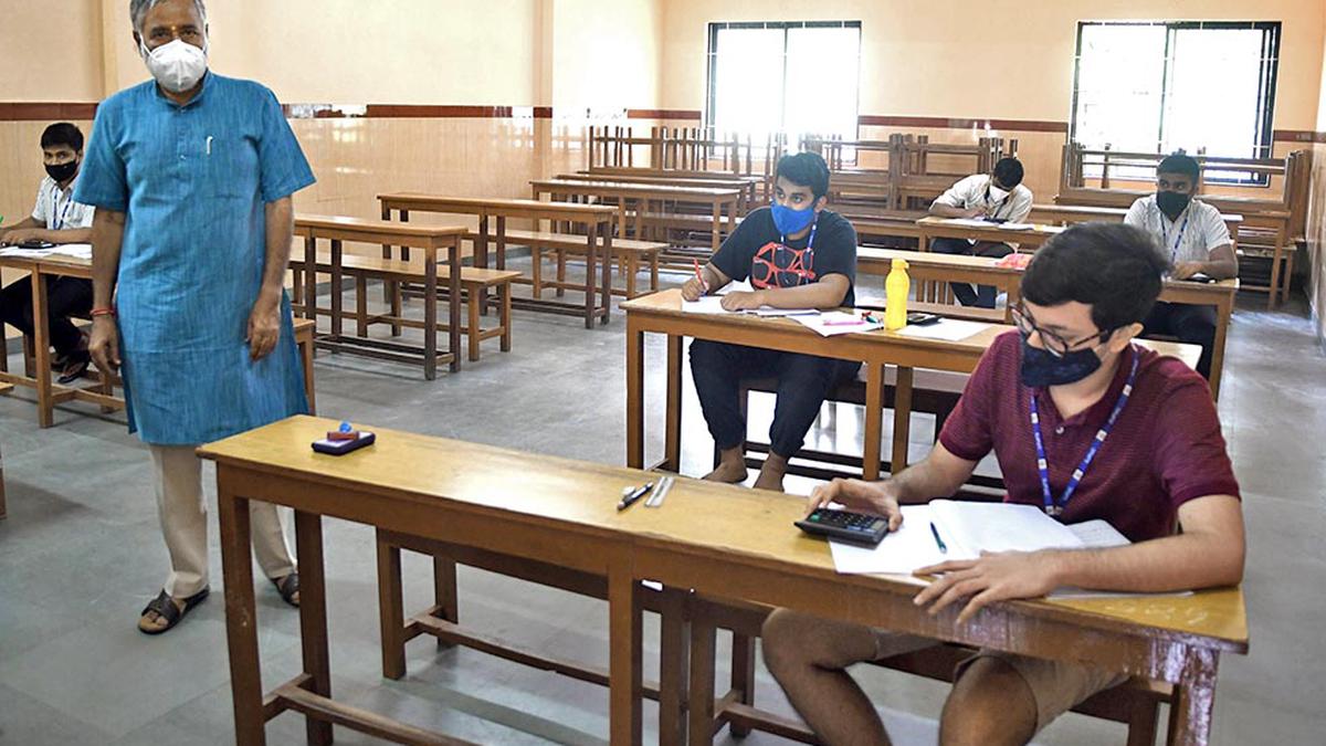 Changes in question paper pattern, grace marks formula help boost II PU results in Karnataka