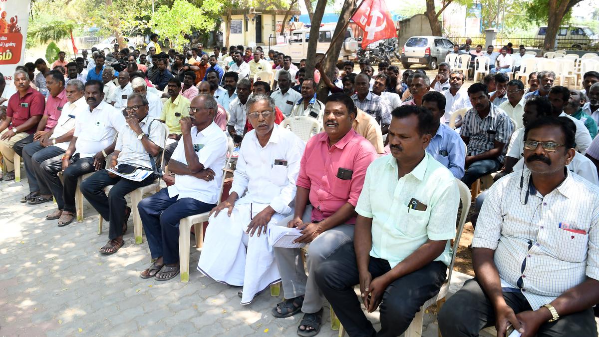 Ensure workers are paid minimum wages: CITU