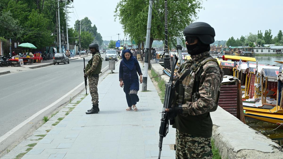 https://th-i.thgim.com/public/incoming/n6dm8c/article69546434.ece/alternates/LANDSCAPE_1200/12205_6_5_2025_13_1_7_5_30_PAHALGAM_TERROR_ATTACK_SGR_06_05_2025.JPG