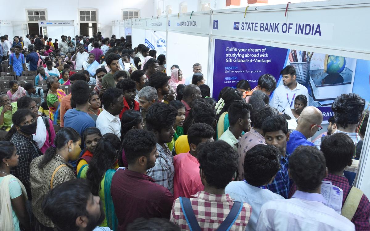 291 students receive education loans worth over ₹18.51 crore