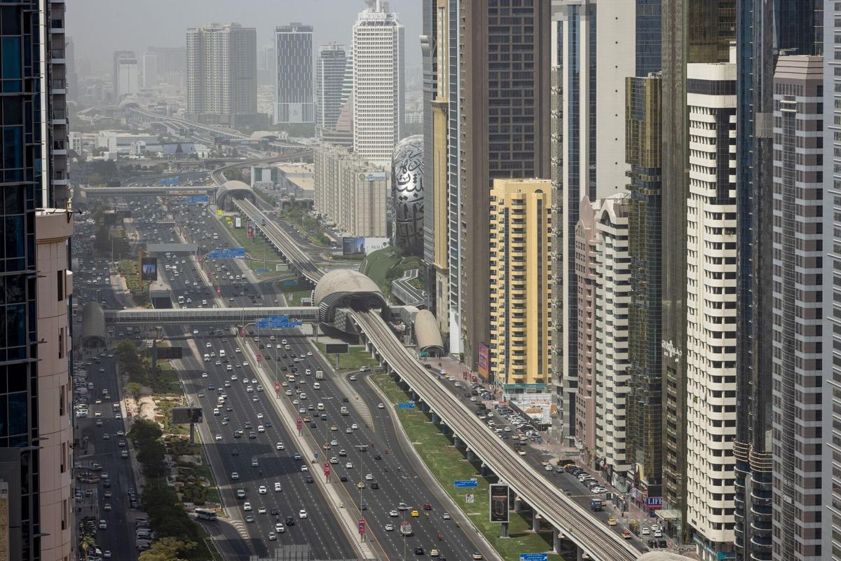 Most real estate buyers are businessmen with existing interests in Dubai, as well as professionals and HNIs (High Net Worth Individuals) seeking lifestyle assets with attractive returns. Most real estate buyers are businessmen with existing interests in Dubai, as well as professionals and HNIs (High Net Worth Individuals) seeking lifestyle assets with attractive returns.