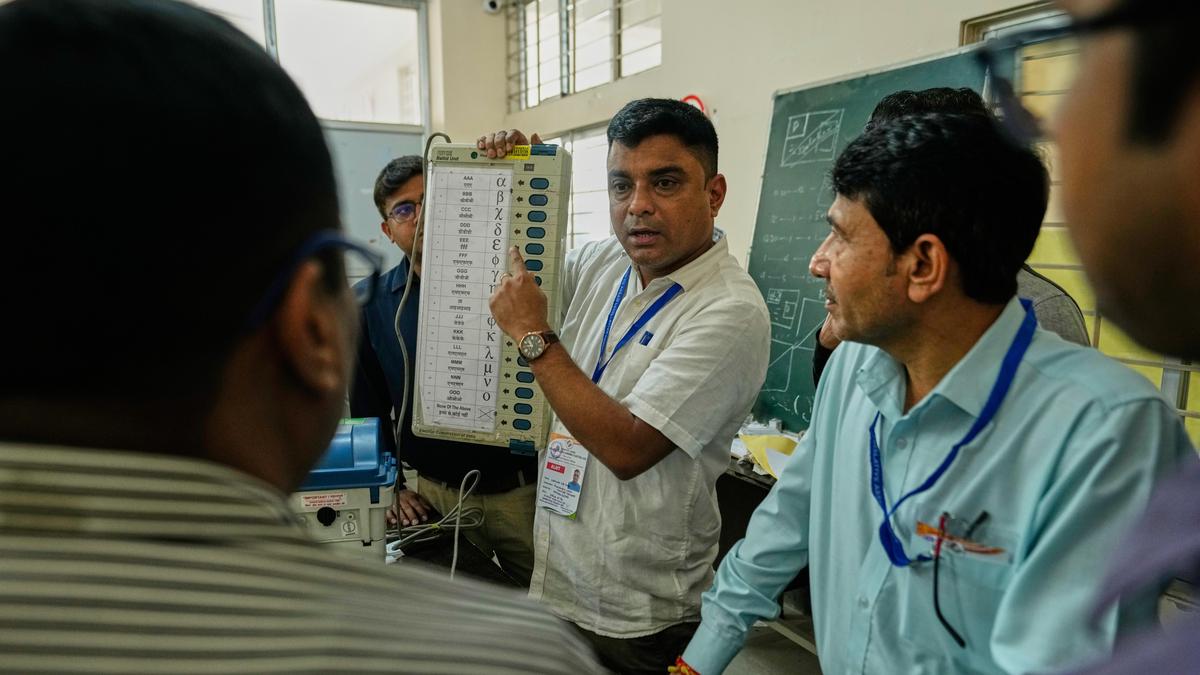 Neutral parties gain traction in Assam fight between two blocs