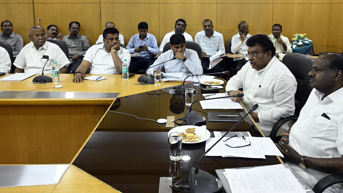 HDK, M.B. Patil hold consultations on setting up a 500-acre industrial hub in Mandya district