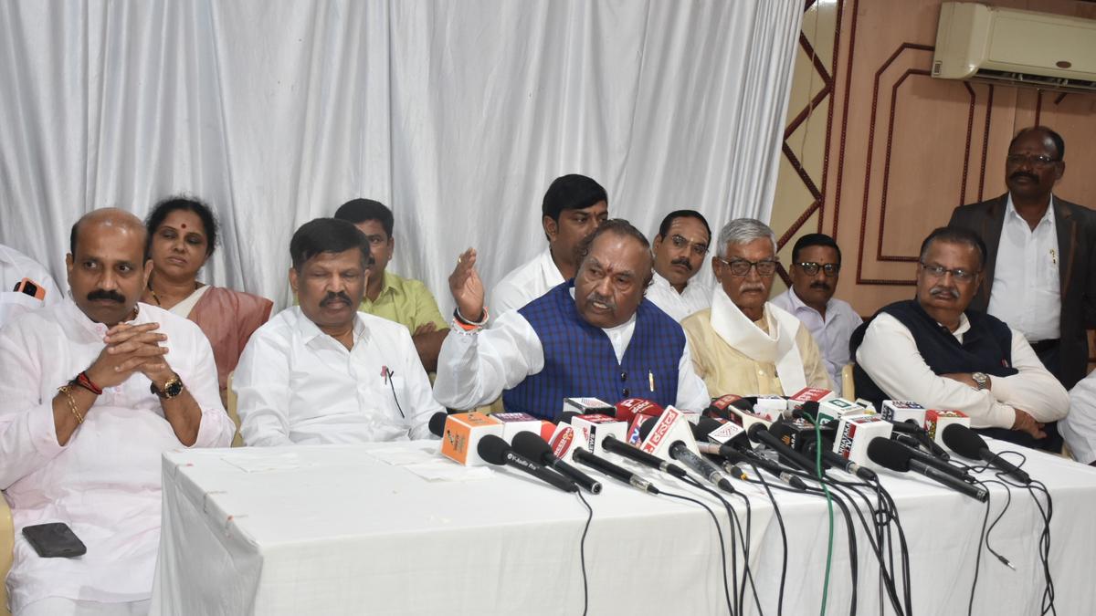 Decision on Chennamma Rayanna Brigade will come at Bagalkot on Oct. 20, says Eshwarappa