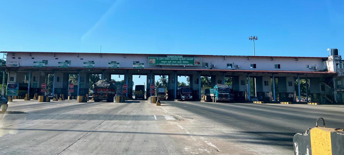 No hike in toll fee at Hejmady for now, says Minister V. Sunil Kumar