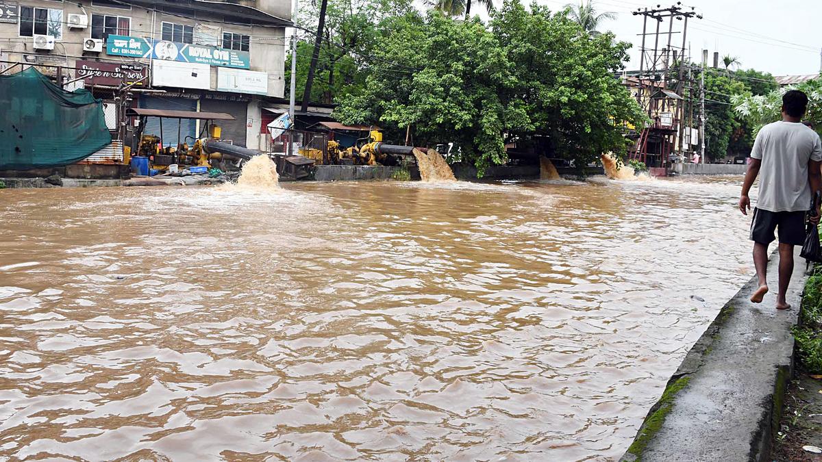 Assam-Meghalaya joint panel to study ‘flood war’ by private university