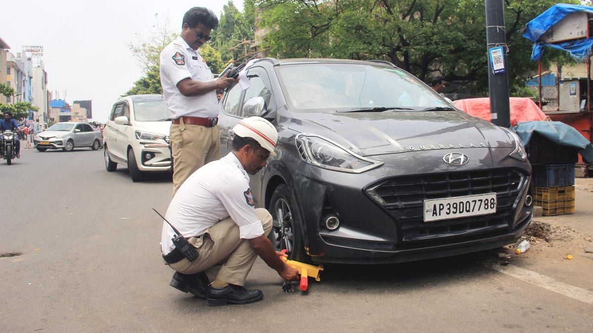 At least 200 vehicles being ‘wheel-locked’ per day by Vizag police for illegal parking