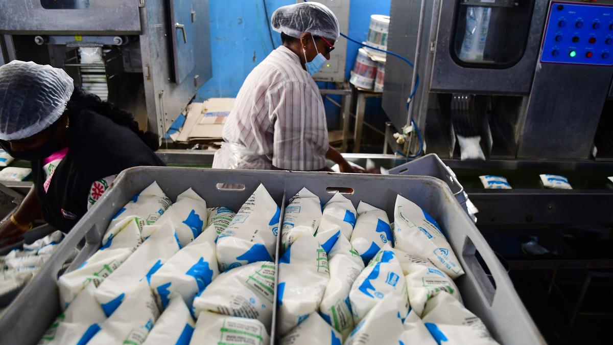 Consumers raise a stink over quality of Aavin milk