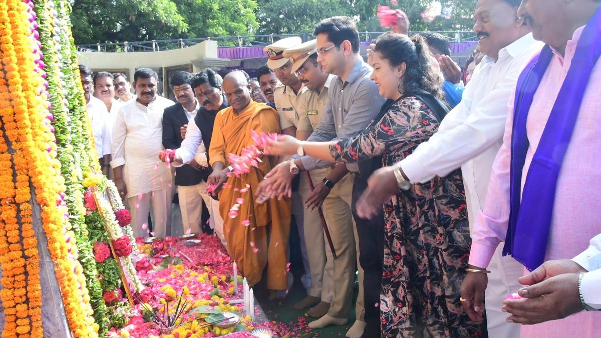 Fanfare marks Ambedkar Jayanti celebrations in Kalaburagi