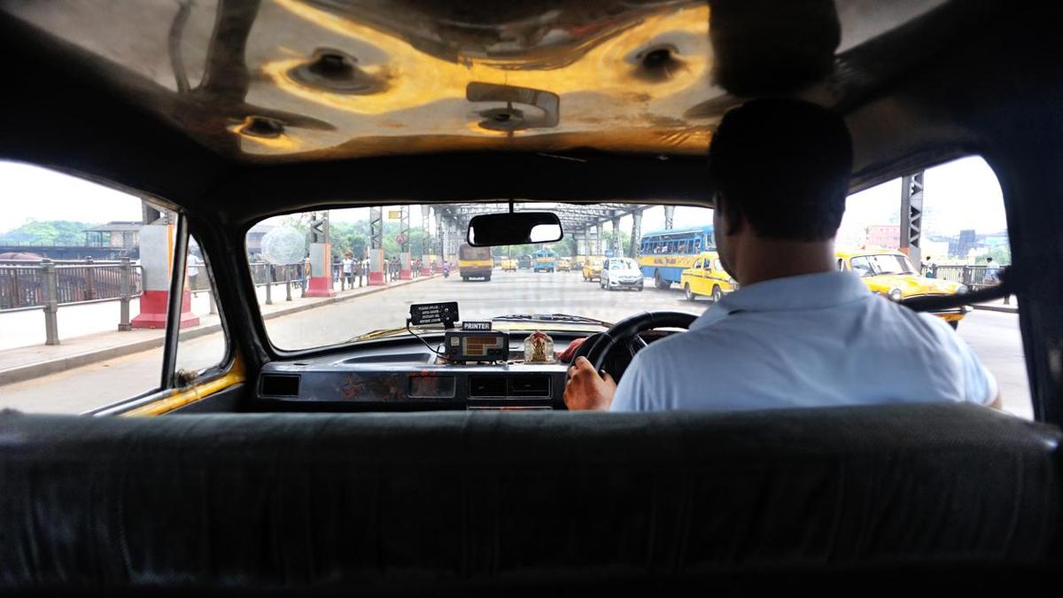 Cab driver accused of insulting Kannada language; complaint filed at Girinagar Police Station